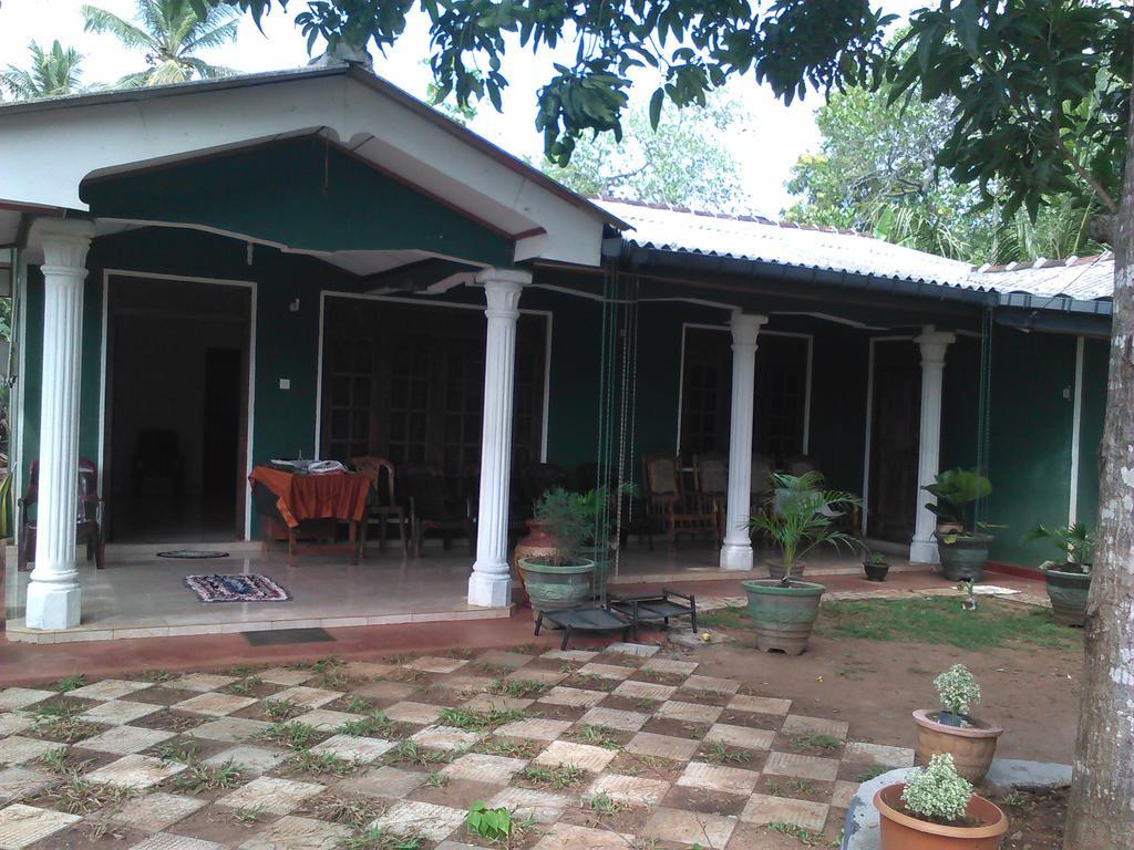 Elephant Safari Lodge Sigiriya Junction Habarana Esterno foto